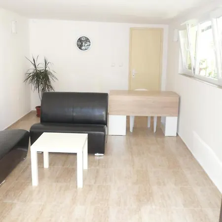 мишел Affittacamere Nesebar