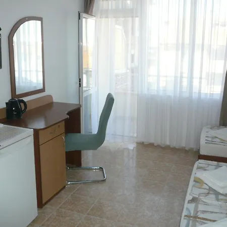 мишел 3* Nesebar