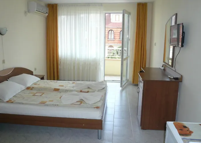 мишел Penzion 4*