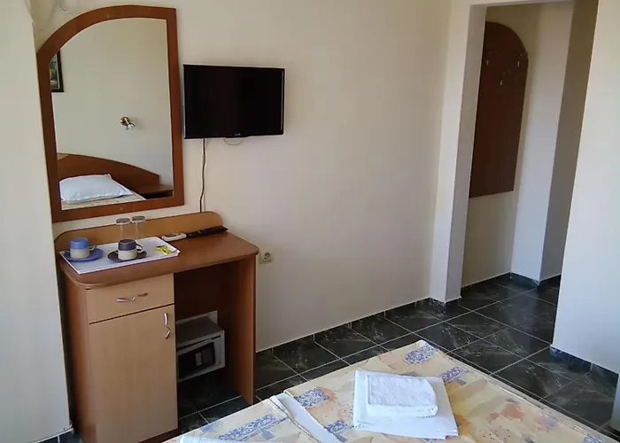 Pensión мишел 4*