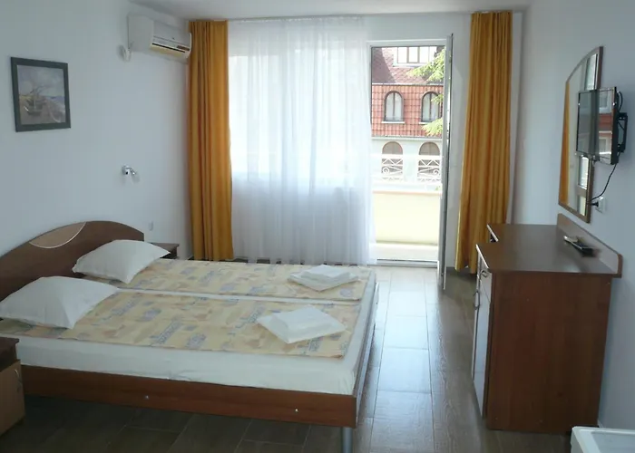 мишел 4* Nesebar