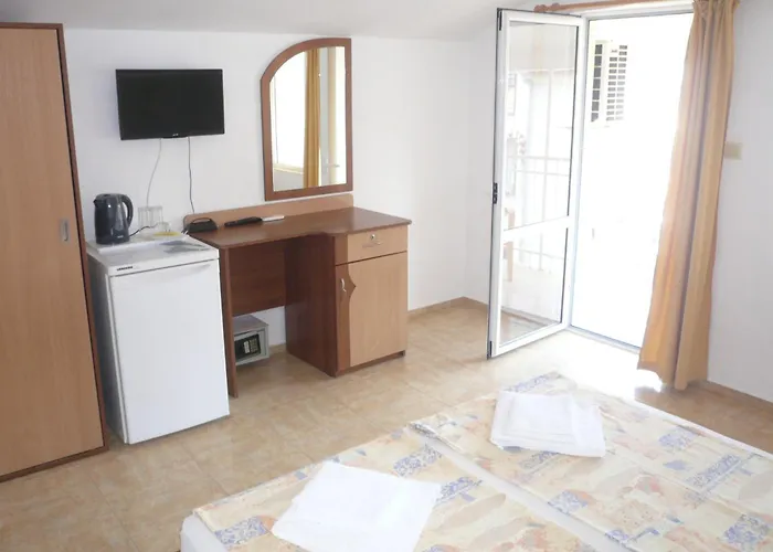 мишел Penzion 4*